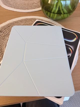 iPad Pro 13 M5 256GB Wi-Fi Medianoche