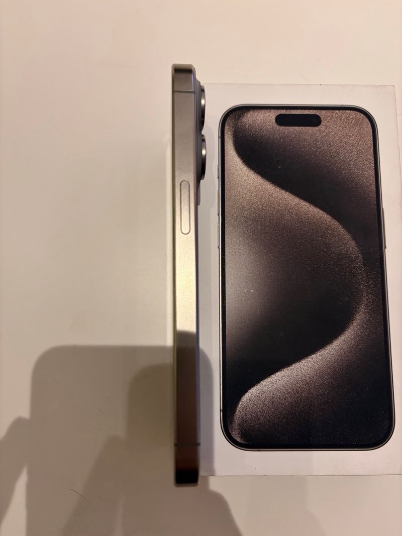 iPhone 15 Pro 512GB Titanio Natural afbeelding 4