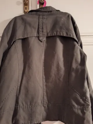 Chaqueta militar verde oliva