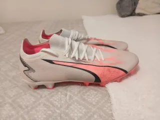 Zapatillas Fútbol Puma Ultra Blancas y Naranjas