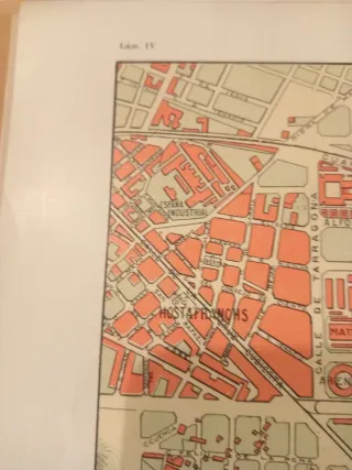 Lámina antigua de plano de Barcelona