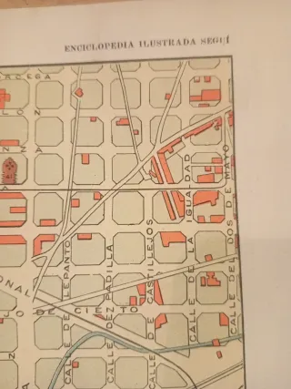 Lámina antigua de plano de Barcelona