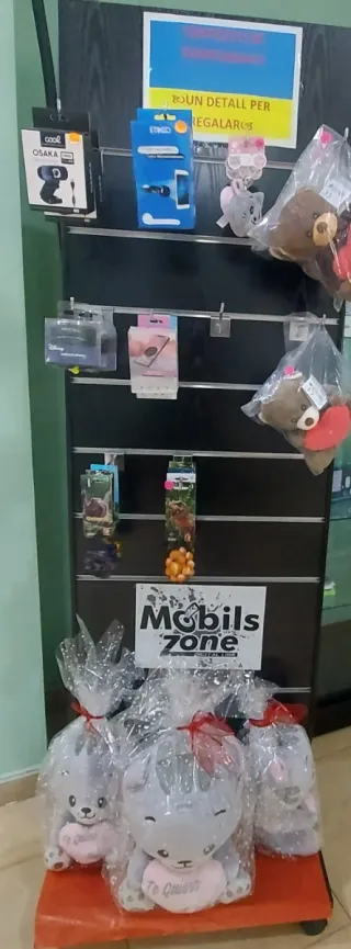 Mobiliario Tienda Segunda Mano.