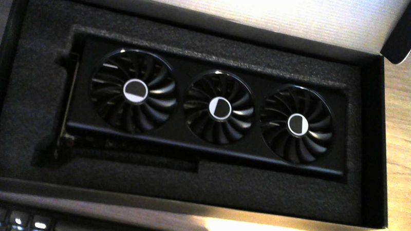 Tarjeta Gráfica XFX RX 7800 XT Quicksilver 319 afbeelding 2