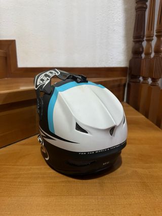 Casco Troy Lee Designs