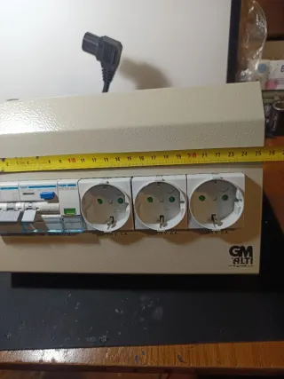 Cuadro Eléctrico Portátil o de obra Gymalti nuevo.