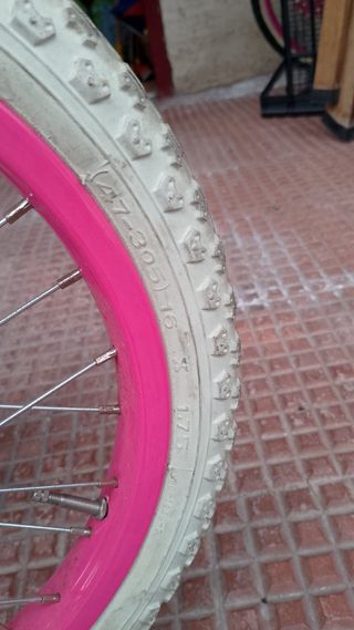 Bicicletta Atala bimba con rotelle