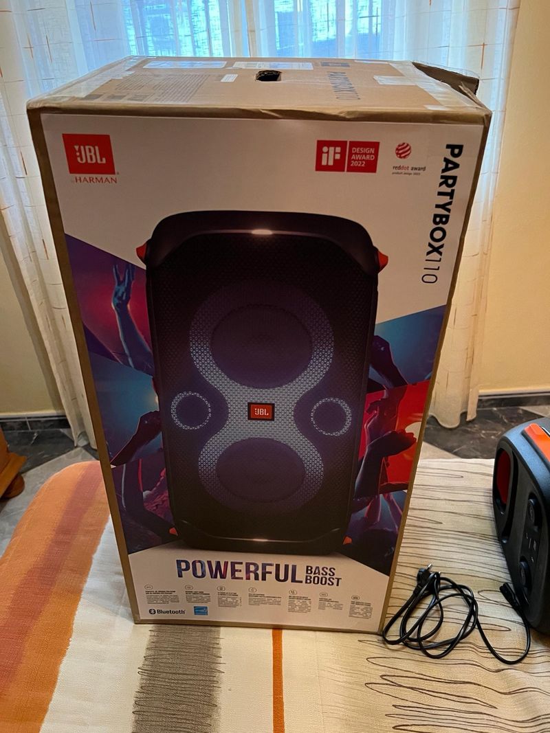 Altavoz Portátil JBL PartyBox 110