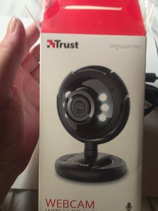 Webcam Trust Spotlight Pro con LED
