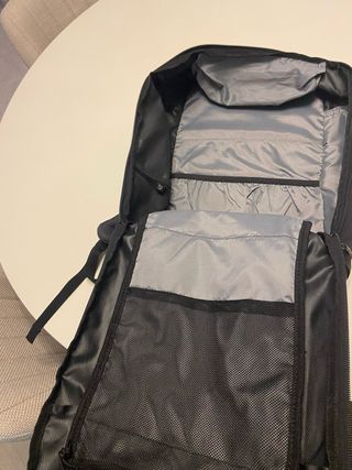 Mochila Quechua Negra y Gris