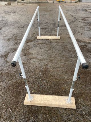 Barras paralelas de rehabilitación