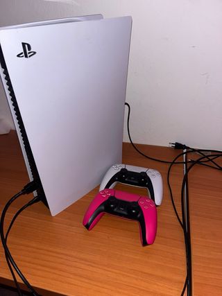 Consola PS5 Física + 2 Mandos