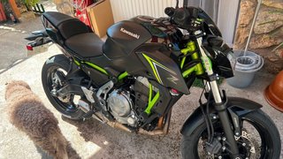 Kawasaki Z- 650 13500km limitada A2