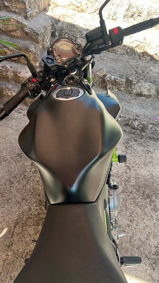 Kawasaki Z- 650 13500km limitada A2