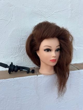 Cabeza de maniquí pelo natural.