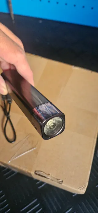 2 Linternas LED USB Recargable Super Brillante