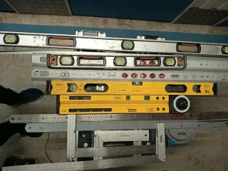 Lote de niveles y reglas de medición