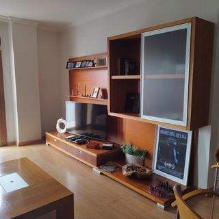 Mueble TV madera y cristal