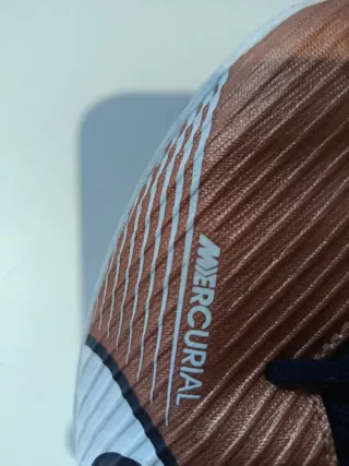 Zapatillas Nike Mercurial Futbol Sala Doradas