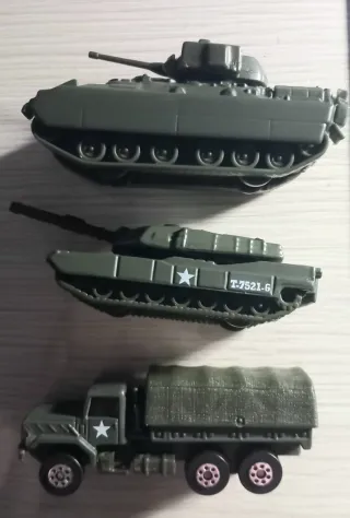 Lote Vehículos Juguete Segunda Guerra Mundial