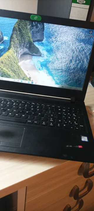 Portátil Lenovo Negro