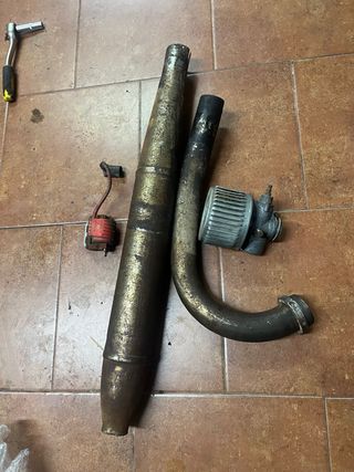 Escape y carburador Bultaco