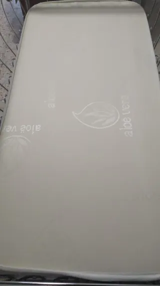 Cuna vintage metal años 70