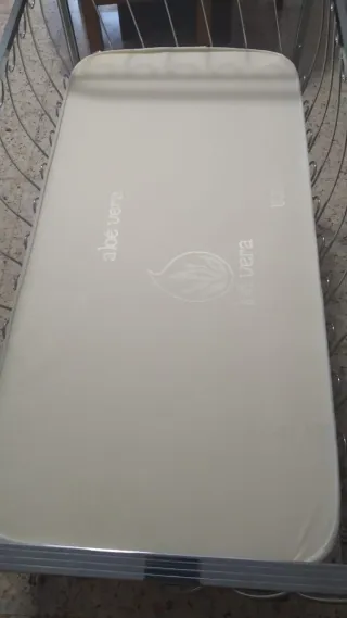 Cuna vintage metal años 70