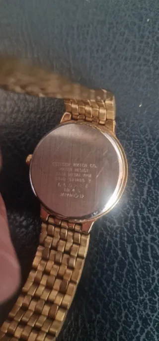 Reloj Citizen Eco Drive Vintage Dorado