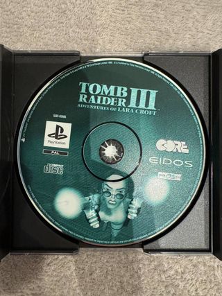 Tomb Raider III PS1 PAL España Completo