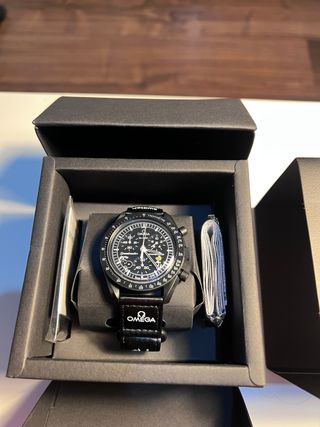 Omega Speedmaster Negro y Plateado