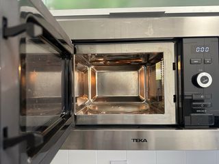 Microondas Integrable Teka cristal Negro/Aluminio