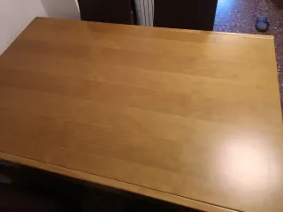 Mesa comedor y 4 sillas