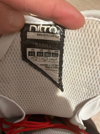 Botas de Snowboard Blancas y Doradas