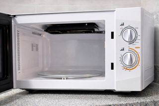 Microondas Orbegozo con Grill