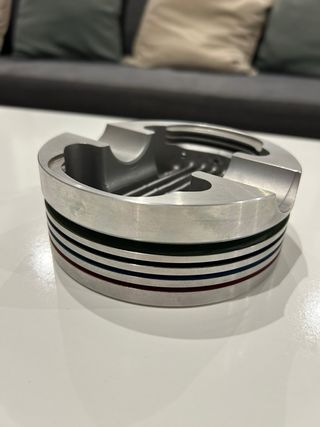 Cenicero de pistón de avión