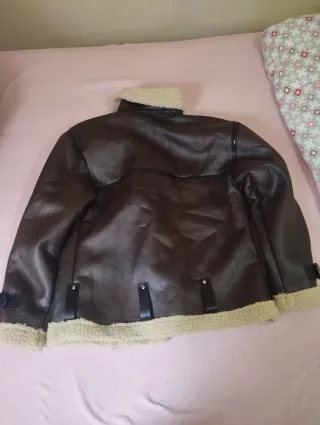 Chaqueta efecto piel forrada beige/marrón T.XS