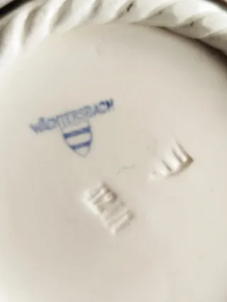 Cestino ceramica traforata con manico