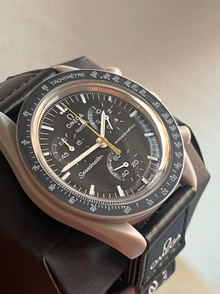 Omega Speedmaster Moonswatch Negro/Beige