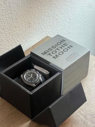 Omega Speedmaster Moonswatch Negro/Beige