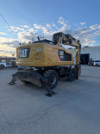 Retroexcavadora Giratoria Caterpillar M318