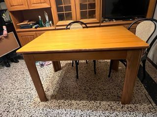 Tavolo in legno ciliegio