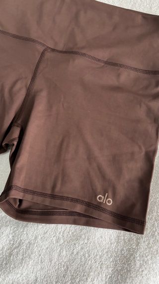 Alo Mallas Cortas Deportivas Marrón Chocolate