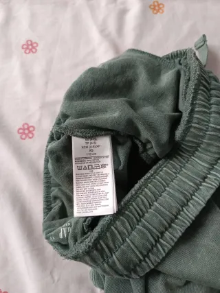 Pantalones cortos GAP verdes talla XS (4-5)