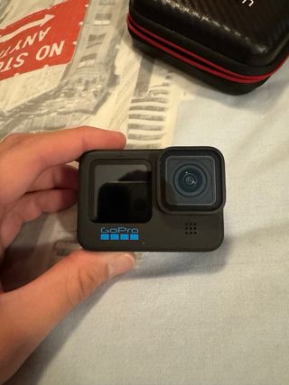 GoPro Hero 10 + Accesorios + SD 64GB