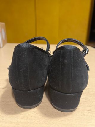 Bailarinas negras con lazo