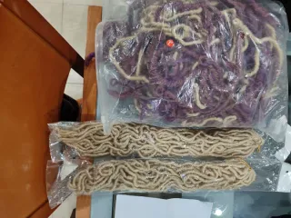 Canecalon trenzas beige y morado