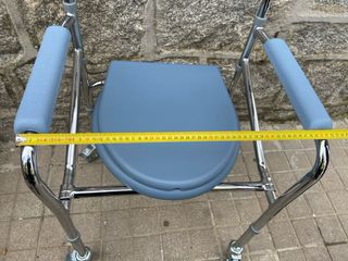 Silla WC con ruedas y reposabrazos