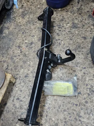 Enganche remolque Tiguan R-Line 2016-2023