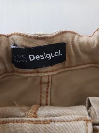 Pantalón vaquero niña Desigual beige